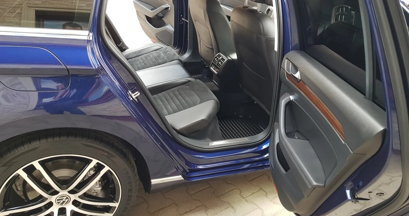 Volkswagen Passat cena 79900 przebieg: 148000, rok produkcji 2018 z Strzegom małe 742